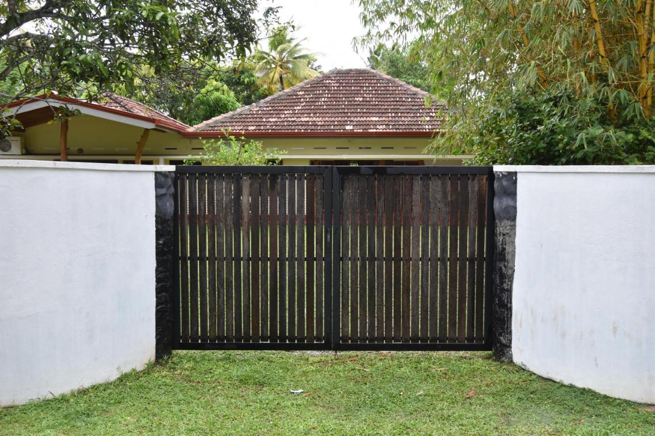 Villa Polhena Matara Extérieur photo